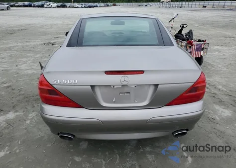 2004 Mercedes-Benz Sl 500 z USA, uszkodzony, nr VIN WDBSK75F94F073670